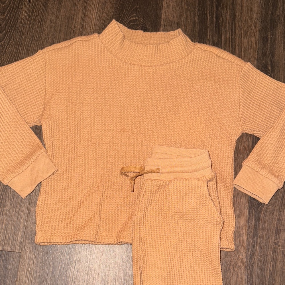 Gap waffle Knit Sweater and Pants Set - Picture 2 of 3